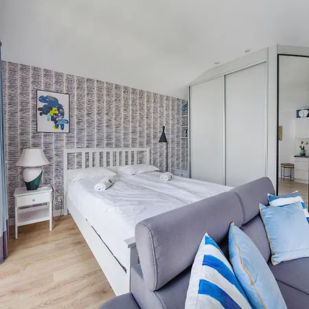 Time - Beautiful Apartment Gdansk